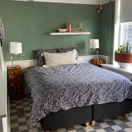 Bed & Breakfast Catharina's Place Goedereede
